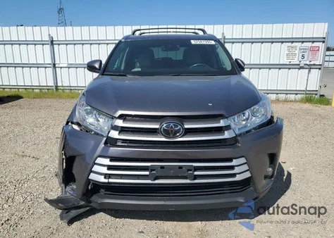 2018 Toyota Highlander Se z USA, uszkodzony, nr VIN 5TDJZRFH1JS523764